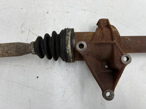 Półoś Volvo C30 C70 S40 V50 Ford C-max MK1 Focus MK2 03-12r. 2.0b PRAWA przednia półoś napędowa długa prawy przód 3m51-3b436-kh Półoś Volvo C30 C70 S40 V50 Ford C-max MK1 Focus MK2 03-12r. 2.0b PRAWA przednia półoś napędowa długa prawy przód 3m51-3b436-kh