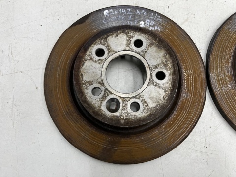 Tarcze hamulcowe Volvo C30 C70 S40 V40 V50 Ford C-max MK1 Focus MK2 03-12r. tylne 280mm. tarcza tył KOMPLET Tarcze hamulcowe Volvo C30 C70 S40 V40 V50 Ford C-max MK1 Focus MK2 03-12r. tylne 280mm. tarcza tył KOMPLET
