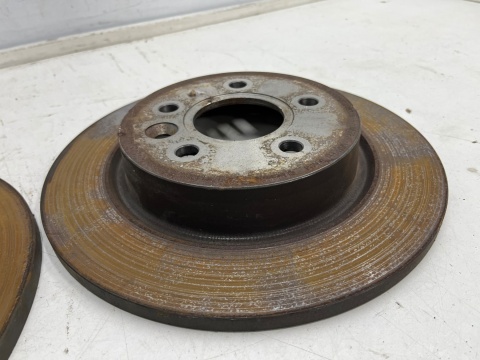Tarcze hamulcowe Volvo C30 C70 S40 V40 V50 Ford C-max MK1 Focus MK2 03-12r. tylne 280mm. tarcza tył KOMPLET Tarcze hamulcowe Volvo C30 C70 S40 V40 V50 Ford C-max MK1 Focus MK2 03-12r. tylne 280mm. tarcza tył KOMPLET