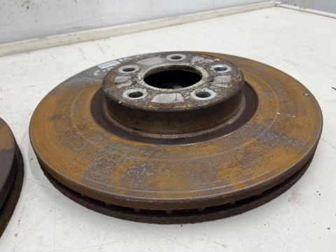 Tarcze hamulcowe Volvo C30 C70 S40 V40 V50 Ford C-max MK1 Focus MK2 Kuga 03-12r. przednie 300mm. tarcza przód KOMPLET Tarcze hamulcowe Volvo C30 C70 S40 V40 V50 Ford C-max MK1 Focus MK2 Kuga 03-12r. przednie 300mm. tarcza przód KOMPLET