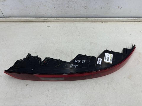 Lampa Audi Q5 II 80A + Sportback 16-24r. PRAWA tylna przeciwmgielna swiatło cofania odblask w tylny zderzak PRAWY tył Lampa Audi Q5 II 80A + Sportback 16-24r. PRAWA tylna przeciwmgielna swiatło cofania odblask w tylny zderzak PRAWY tył