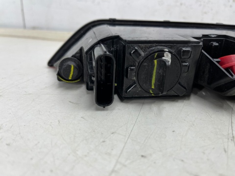 Lampa Audi Q5 II 80A + Sportback 16-24r. PRAWA tylna przeciwmgielna swiatło cofania odblask w tylny zderzak PRAWY tył Lampa Audi Q5 II 80A + Sportback 16-24r. PRAWA tylna przeciwmgielna swiatło cofania odblask w tylny zderzak PRAWY tył