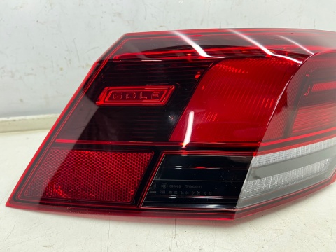 Lampa VW Golf 8 VIII HB 5Drzwi 19r.- lewa tylna oryginalna lewy tył 5h0945095c Lampa VW Golf 8 VIII HB 5Drzwi 19r.- lewa tylna oryginalna lewy tył 5h0945095c