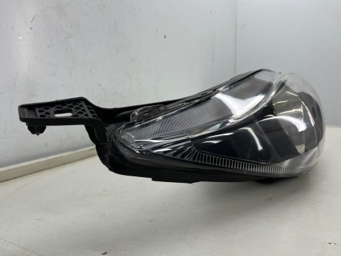 Lampa reflektor Ford Fiesta VI MK7 LIFT 12-17r. prawa przednia prawy przód zwykła c1bb-13w029-ad Lampa reflektor Ford Fiesta VI MK7 LIFT 12-17r. prawa przednia prawy przód zwykła c1bb-13w029-ad