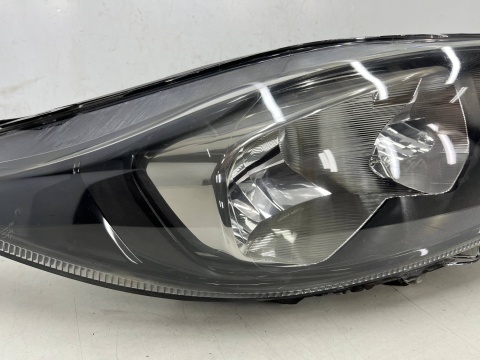 Lampa reflektor Ford Fiesta VI MK7 LIFT 12-17r. prawa przednia prawy przód zwykła c1bb-13w029-ad Lampa reflektor Ford Fiesta VI MK7 LIFT 12-17r. prawa przednia prawy przód zwykła c1bb-13w029-ad