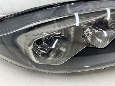 Lampa reflektor Ford Fiesta VI MK7 LIFT 12-17r. prawa przednia prawy przód zwykła c1bb-13w029-ad Lampa reflektor Ford Fiesta VI MK7 LIFT 12-17r. prawa przednia prawy przód zwykła c1bb-13w029-ad