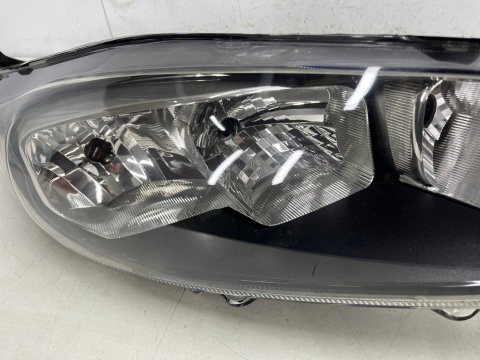 Lampa reflektor Ford Fiesta VI MK7 LIFT 12-17r. prawa przednia prawy przód zwykła c1bb-13w029-ad Lampa reflektor Ford Fiesta VI MK7 LIFT 12-17r. prawa przednia prawy przód zwykła c1bb-13w029-ad