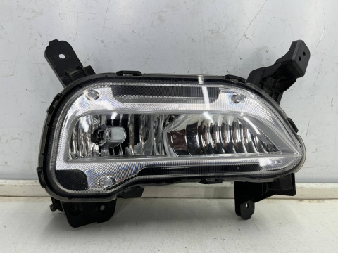 Lampa reflektor Hyundai H1 II H-1 II H200 Starex TQ LIFT 17-23r. PRAWY przedni halogen swiatło przeciwmgielne oryginalne Lampa reflektor Hyundai H1 II H-1 II H200 Starex TQ LIFT 17-23r. PRAWY przedni halogen swiatło przeciwmgielne oryginalne