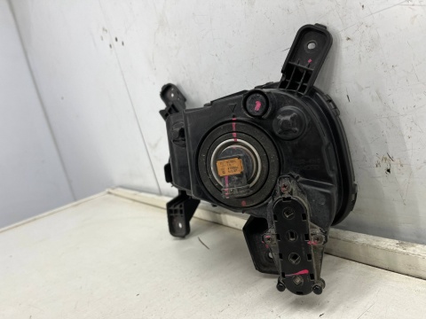 Lampa reflektor Hyundai H1 II H-1 II H200 Starex TQ LIFT 17-23r. PRAWY przedni halogen swiatło przeciwmgielne oryginalne Lampa reflektor Hyundai H1 II H-1 II H200 Starex TQ LIFT 17-23r. PRAWY przedni halogen swiatło przeciwmgielne oryginalne