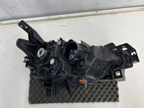 Lampa reflektor Mazda CX3 CX-3 14-21r. lewa przednia SOCZEWKA lewy przód zwykła d10e-51040 Lampa reflektor Mazda CX3 CX-3 14-21r. lewa przednia SOCZEWKA lewy przód zwykła d10e-51040