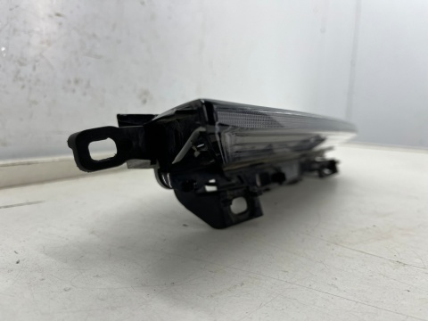 Lampa reflektor Porsche Macan I GTS Lift 95b 21r.- PRAWY kierunkowskaz przedni halogen LED DRL prawy przód 95b953042a Lampa reflektor Porsche Macan I GTS Lift 95b 21r.- PRAWY kierunkowskaz przedni halogen LED DRL prawy przód 95b953042a