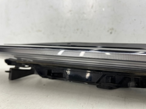 Lampa reflektor Porsche Macan I GTS Lift 95b 21r.- PRAWY kierunkowskaz przedni halogen LED DRL prawy przód 95b953042a Lampa reflektor Porsche Macan I GTS Lift 95b 21r.- PRAWY kierunkowskaz przedni halogen LED DRL prawy przód 95b953042a