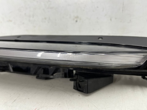 Lampa reflektor Porsche Macan I GTS Lift 95b 21r.- PRAWY kierunkowskaz przedni halogen LED DRL prawy przód 95b953042a Lampa reflektor Porsche Macan I GTS Lift 95b 21r.- PRAWY kierunkowskaz przedni halogen LED DRL prawy przód 95b953042a