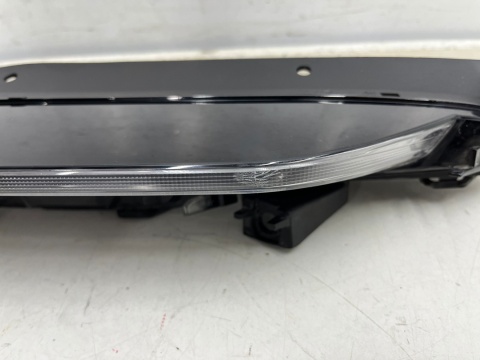 Lampa reflektor Porsche Macan I GTS Lift 95b 21r.- PRAWY kierunkowskaz przedni halogen LED DRL prawy przód 95b953042a Lampa reflektor Porsche Macan I GTS Lift 95b 21r.- PRAWY kierunkowskaz przedni halogen LED DRL prawy przód 95b953042a