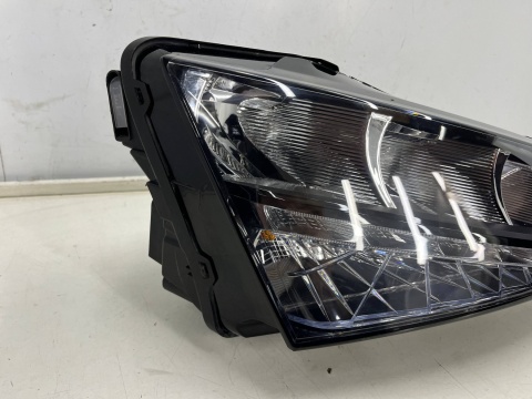 Lampa reflektor Skoda Scala 19-23r. PRAWA przednia LED + H7 CRYSTAL LIGHTING Europa oryginal prawy przód 657941016 Lampa reflektor Skoda Scala 19-23r. PRAWA przednia LED + H7 CRYSTAL LIGHTING Europa oryginal prawy przód 657941016