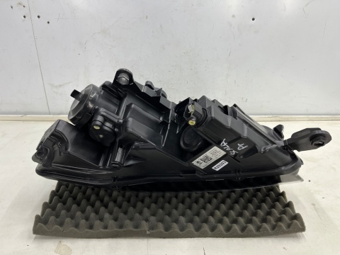 Lampa reflektor Skoda Scala 19-23r. PRAWA przednia LED + H7 CRYSTAL LIGHTING Europa oryginal prawy przód 657941016 Lampa reflektor Skoda Scala 19-23r. PRAWA przednia LED + H7 CRYSTAL LIGHTING Europa oryginal prawy przód 657941016