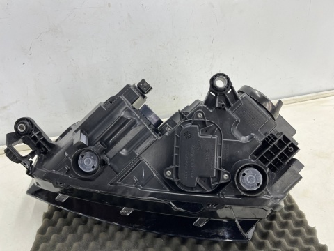 Lampa reflektor Skoda Scala 19-23r. PRAWA przednia LED + H7 CRYSTAL LIGHTING Europa oryginal prawy przód 657941016 Lampa reflektor Skoda Scala 19-23r. PRAWA przednia LED + H7 CRYSTAL LIGHTING Europa oryginal prawy przód 657941016