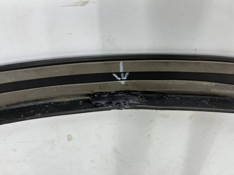 Listwa Mercedes GLC I w253 x253 15-19r. lewy przedni rant nadkola błotnika nakładka lewy przód a2538850522 Listwa Mercedes GLC I w253 x253 15-19r. lewy przedni rant nadkola błotnika nakładka lewy przód a2538850522