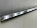 Listwa Porsche Panamera II 971 16-23r. lewa tylna listwa zgarniająca uszczelka zewnętrzna CHROM drzwi lewy tył 