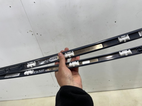 Listwa dachowa BMW F44 Gran Coupe 19-24r. dachowa prawa lewa nakładka KOMPLET z zaślepkami Listwa dachowa BMW F44 Gran Coupe 19-24r. dachowa prawa lewa nakładka KOMPLET z zaślepkami