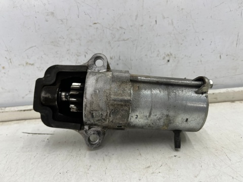 Rozrusznik Volvo C30 C70 S40 S60 V40 XC60 XC70 C-max Glaxy Kuga Mondeo S-max Focus 1.8b 2.0b 8ea012 527-781 0986023570 Rozrusznik Volvo C30 C70 S40 S60 V40 XC60 XC70 C-max Glaxy Kuga Mondeo S-max Focus 1.8b 2.0b 8ea012 527-781 0986023570