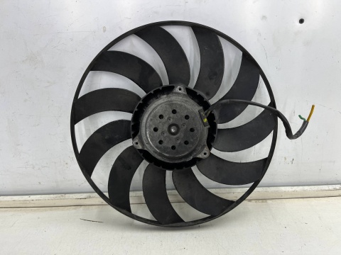 Wentylator chłodnicy Audi A4 b6 A4 b7 A6 c6 Seat Exeo 00-08r. wiatrak 869202q Wentylator chłodnicy Audi A4 b6 A4 b7 A6 c6 Seat Exeo 00-08r. wiatrak 869202q