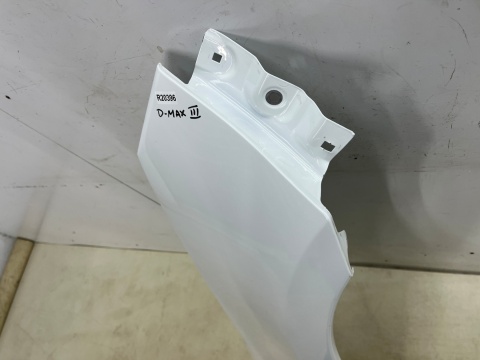 Błotnik Isuzu D-Max DMax 3 III 19r.- prawy przedni prawy przód Błotnik Isuzu D-Max DMax 3 III 19r.- prawy przedni prawy przód