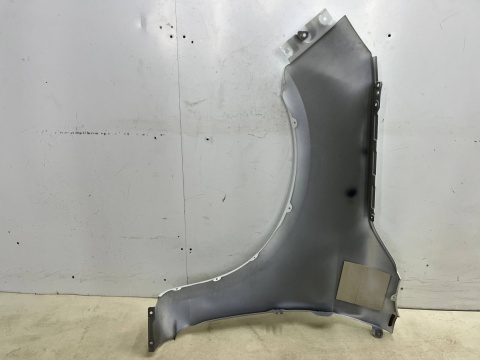 Błotnik Isuzu D-Max DMax 3 III 19r.- prawy przedni prawy przód Błotnik Isuzu D-Max DMax 3 III 19r.- prawy przedni prawy przód