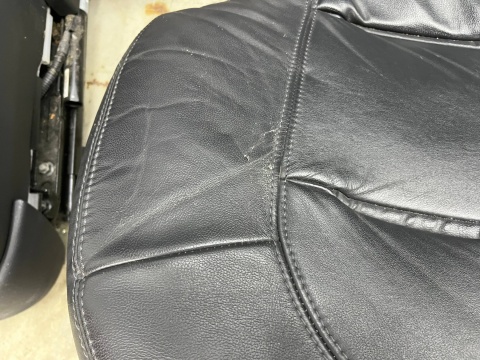 Fotele Hyundai Grandeur IV 05-11r. kanapa skóra KOMPLET elektryczne podgrzewane z pamięcią AIRBAGami EUROPA Fotele Hyundai Grandeur IV 05-11r. kanapa skóra KOMPLET elektryczne podgrzewane z pamięcią AIRBAGami EUROPA
