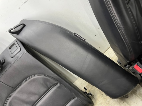 Fotele Hyundai Grandeur IV 05-11r. kanapa skóra KOMPLET elektryczne podgrzewane z pamięcią AIRBAGami EUROPA Fotele Hyundai Grandeur IV 05-11r. kanapa skóra KOMPLET elektryczne podgrzewane z pamięcią AIRBAGami EUROPA