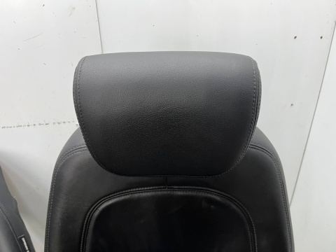 Fotele Hyundai Grandeur IV 05-11r. kanapa skóra KOMPLET elektryczne podgrzewane z pamięcią AIRBAGami EUROPA Fotele Hyundai Grandeur IV 05-11r. kanapa skóra KOMPLET elektryczne podgrzewane z pamięcią AIRBAGami EUROPA