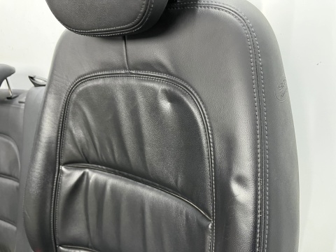 Fotele Hyundai Grandeur IV 05-11r. kanapa skóra KOMPLET elektryczne podgrzewane z pamięcią AIRBAGami EUROPA Fotele Hyundai Grandeur IV 05-11r. kanapa skóra KOMPLET elektryczne podgrzewane z pamięcią AIRBAGami EUROPA