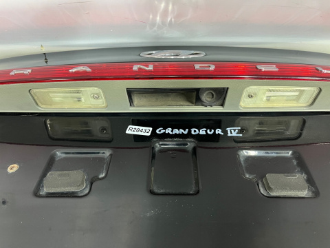 Klapa bagażnika Hyundai Grandeur 4 IV 05-11r. tylna AA Klapa bagażnika Hyundai Grandeur 4 IV 05-11r. tylna AA