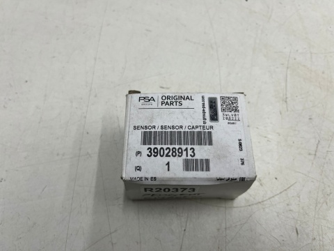 Czujniki PDC Citroen C3 C4 Cactus C4 Picasso Peugeot 2008 208 308 Partner 13r.- NOWY tylny czujnik cofania parkowania PDC tył Czujniki PDC Citroen C3 C4 Cactus C4 Picasso Peugeot 2008 208 308 Partner 13r.- NOWY tylny czujnik cofania parkowania PDC tył