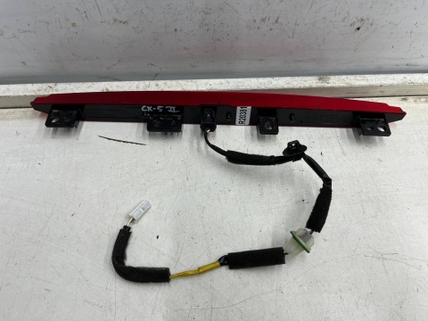 Lampa Mazda CX-5 II CX5 II 17r.- trzecie dodatkowe światło stop w spoiler klapy tk48-51580 Lampa Mazda CX-5 II CX5 II 17r.- trzecie dodatkowe światło stop w spoiler klapy tk48-51580