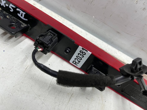 Lampa Mazda CX-5 II CX5 II 17r.- trzecie dodatkowe światło stop w spoiler klapy tk48-51580 Lampa Mazda CX-5 II CX5 II 17r.- trzecie dodatkowe światło stop w spoiler klapy tk48-51580