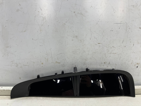Listwa Porsche Panamera II 971 16-23r. LEWA kratka błotnika zaślepka nakładka 971854775 Listwa Porsche Panamera II 971 16-23r. LEWA kratka błotnika zaślepka nakładka 971854775