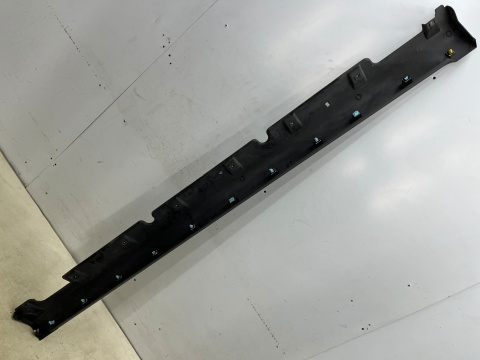 Listwa progowa Hyundai Grandeur IV 05-11r. LEWA nakładka progowa progu zewnętrzna KOLOR AA lewy próg 87753-3l000 Listwa progowa Hyundai Grandeur IV 05-11r. LEWA nakładka progowa progu zewnętrzna KOLOR AA lewy próg 87753-3l000