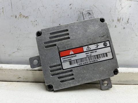 Przetwornica VW Golf Passat Polo Touareg Audi Q5 Q3 A3 A4 Octavia prawy lewy moduł sterownik reflektora ksenon xenon 8K0941597B Przetwornica VW Golf Passat Polo Touareg Audi Q5 Q3 A3 A4 Octavia prawy lewy moduł sterownik reflektora ksenon xenon 8K0941597B