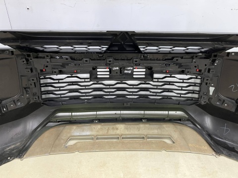 Zderzak przedni Mitsubishi L200 5 V 19-23r. Lift przód 6400J790ZZ Zderzak przedni Mitsubishi L200 5 V 19-23r. Lift przód 6400J790ZZ