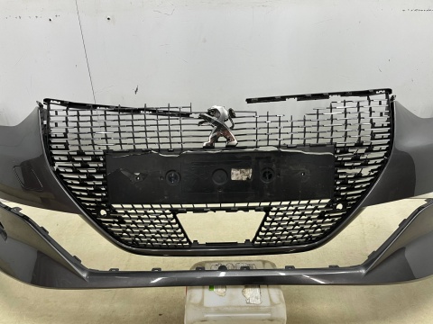 Zderzak przedni Peugeot 208 II 2 19-23r. przedlift przód 9824999580 Zderzak przedni Peugeot 208 II 2 19-23r. przedlift przód 9824999580