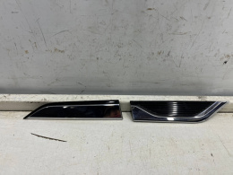 Znaczek Audi A5 II 8w F5 17-24r. znaczek emblemat błotnika i drzwi komplet PRAWY ORYGNALNY 8w6853604