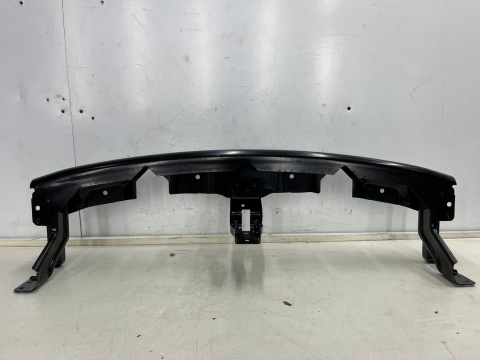 Belka zderzaka Isuzu D-Max Dmax 3 III 20r.- GÓRNE przednie wzmocnienie zderzaka atrapy pasa przedniego przód Belka zderzaka Isuzu D-Max Dmax 3 III 20r.- GÓRNE przednie wzmocnienie zderzaka atrapy pasa przedniego przód