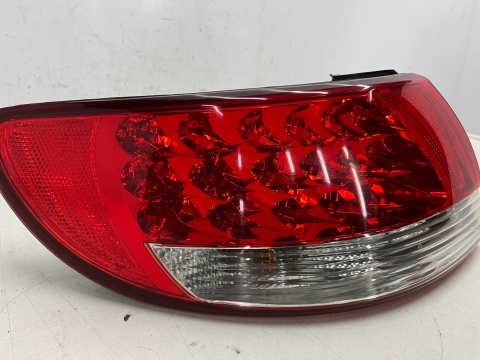 Lampa Hyundai Grandeur IV 05-10r. lewa tylna LED w błotnik ORYGINALNA lewy tył Europa 92401-3lo Lampa Hyundai Grandeur IV 05-10r. lewa tylna LED w błotnik ORYGINALNA lewy tył Europa 92401-3lo
