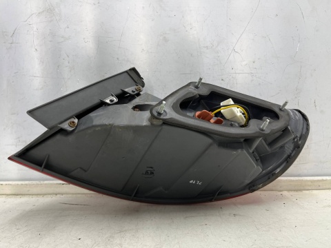 Lampa Hyundai Grandeur IV 05-10r. lewa tylna LED w błotnik ORYGINALNA lewy tył Europa 92401-3lo Lampa Hyundai Grandeur IV 05-10r. lewa tylna LED w błotnik ORYGINALNA lewy tył Europa 92401-3lo