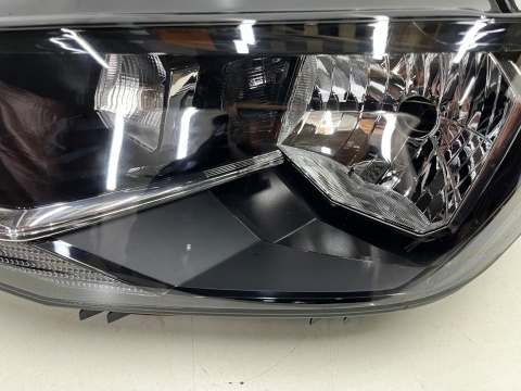 Lampa reflektor VW Caddy III 3 Lift 15-20r. LEWA przednia zwykła H4 w21/5w h21w lewy przód 2k1941015b Lampa reflektor VW Caddy III 3 Lift 15-20r. LEWA przednia zwykła H4 w21/5w h21w lewy przód 2k1941015b