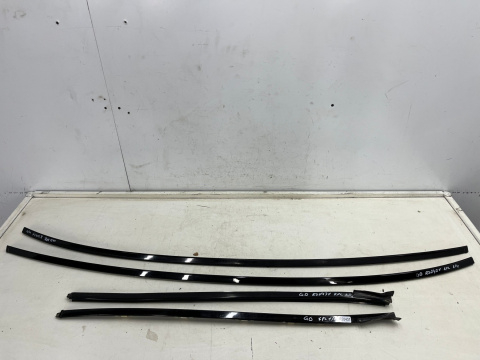 Listwa dachowa Hyundai Grandeur IV 05-11r. dachowa prawa lewa nakładka listwa zgarniająca szyby przedniej KOMPLET Listwa dachowa Hyundai Grandeur IV 05-11r. dachowa prawa lewa nakładka listwa zgarniająca szyby przedniej KOMPLET