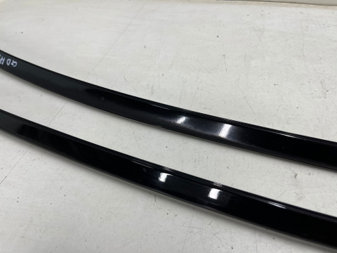 Listwa dachowa Hyundai Grandeur IV 05-11r. dachowa prawa lewa nakładka listwa zgarniająca szyby przedniej KOMPLET Listwa dachowa Hyundai Grandeur IV 05-11r. dachowa prawa lewa nakładka listwa zgarniająca szyby przedniej KOMPLET