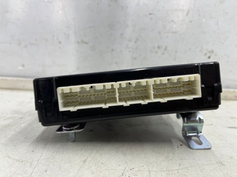 Moduł komfortu Hyundai Grandeur IV 05-11r. sterownik komputer 95400-3l100 Moduł komfortu Hyundai Grandeur IV 05-11r. sterownik komputer 95400-3l100