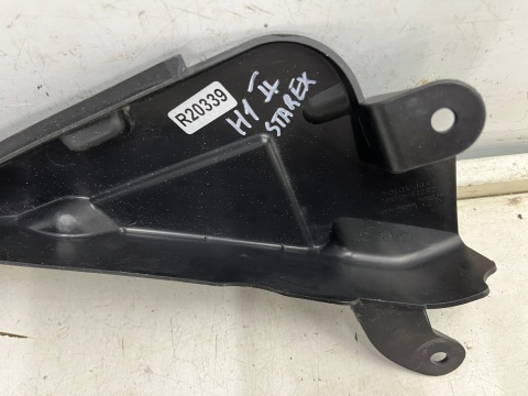 Osłona chłodnicy Hyundai H1 II H-1 II H200 Starex TQ LIFT 17-23r. prawa kierownica powietrza pasa przedniego 28213-4h500 Osłona chłodnicy Hyundai H1 II H-1 II H200 Starex TQ LIFT 17-23r. prawa kierownica powietrza pasa przedniego 28213-4h500